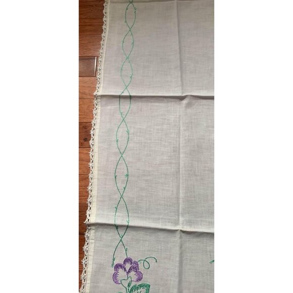 Embroidery Pink Purple and Yellow Flower Table Runner 15x46 Vintage - Picture 4 of 12